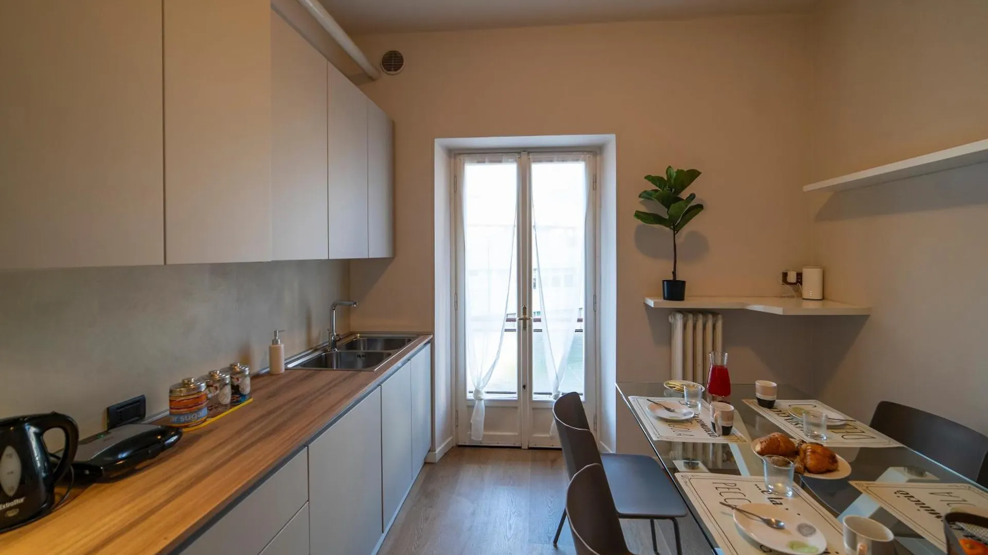 Apartmán Business House Costa Volpino