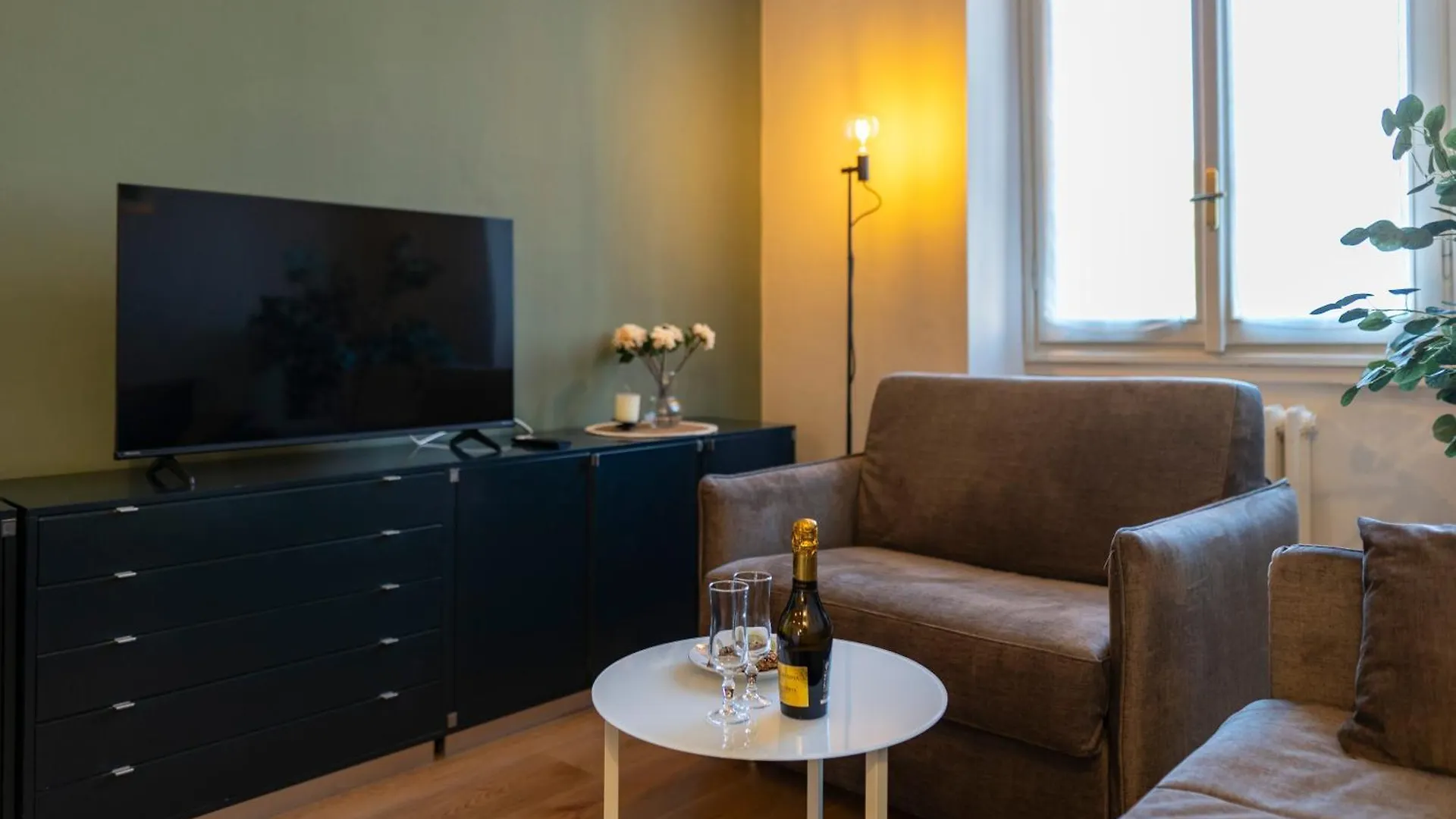 Apartmán Business House Costa Volpino